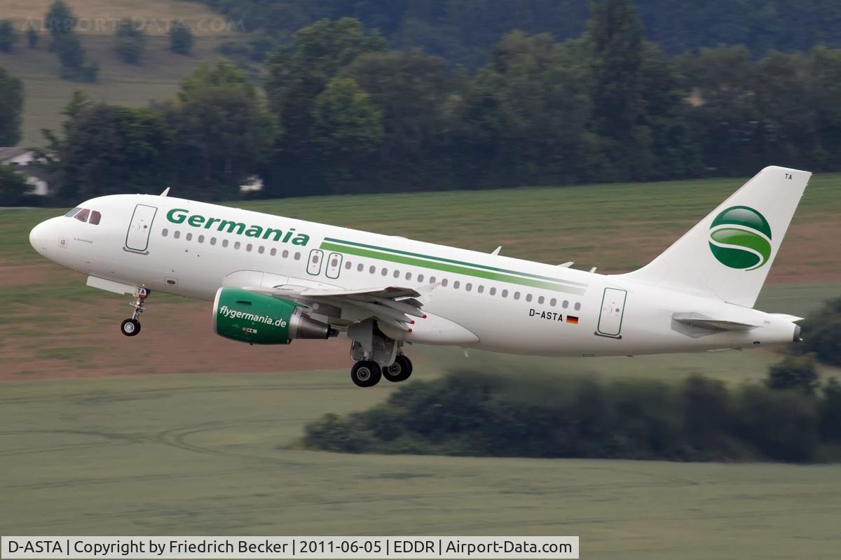 D-ASTA, 2011 Airbus A319-112 C/N 4663, departure to Berlin via RW24