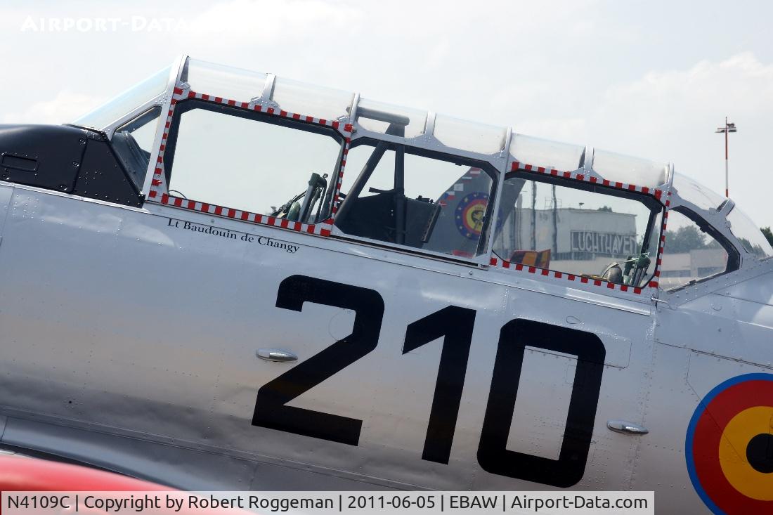N4109C, 1952 North American T-6G Texan C/N SA-078, Fly in.Painted in Belgian Air Force colors. H-210 pilot Lt Baudouin de Changy.