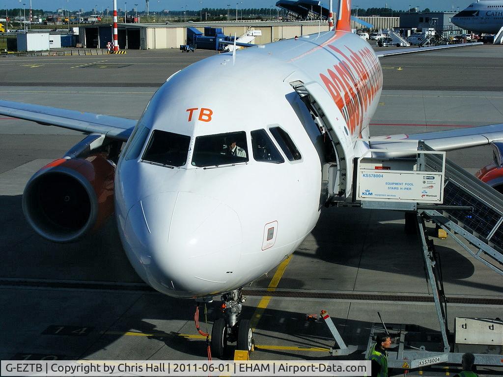 G-EZTB, 2009 Airbus A320-214 C/N 3843, easyJet