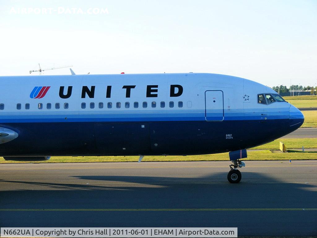 N662UA, 1993 Boeing 767-322 C/N 27159, United Airlines
