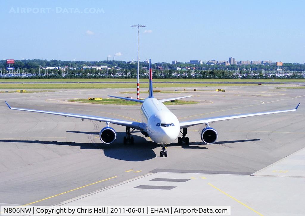 N806NW, 2004 Airbus A330-323 C/N 578, Delta Airlines