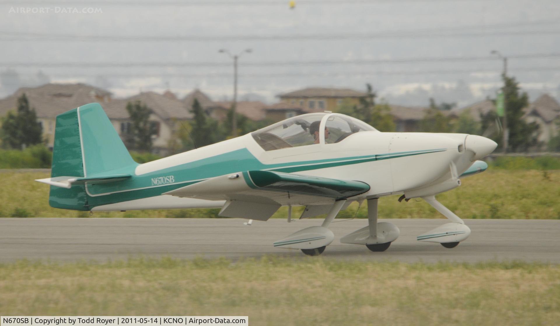 N670SB, 2001 Vans RV-6A C/N 23806, Landing at Chino