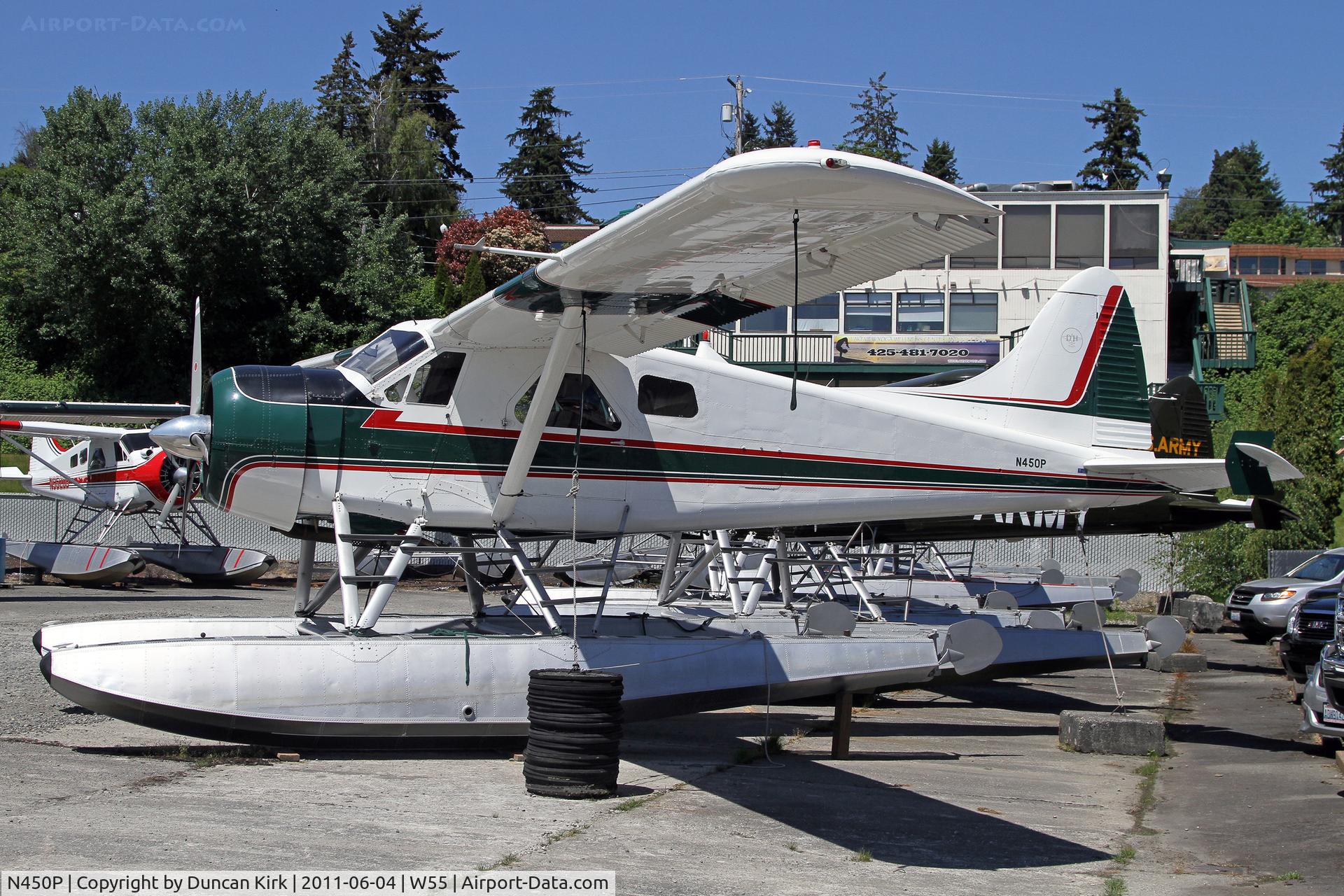 N450P, 1960 De Havilland Canada DHC-2 Beaver Mk.I (L20A) C/N 1449, Another Beaver at Kenmore.