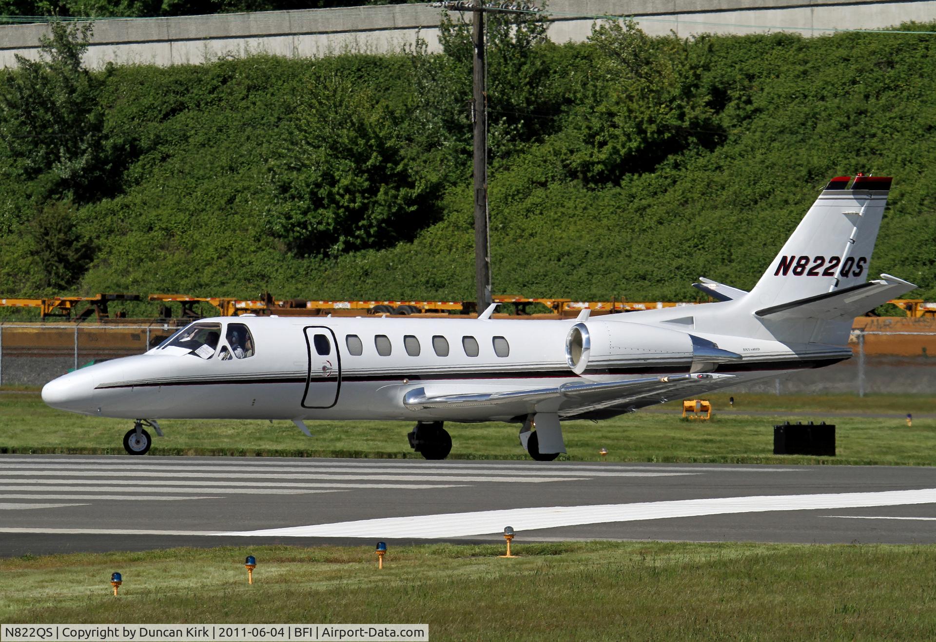 N822QS, 2008 Cessna 560 C/N 560-0789, Taking the runway at BFI