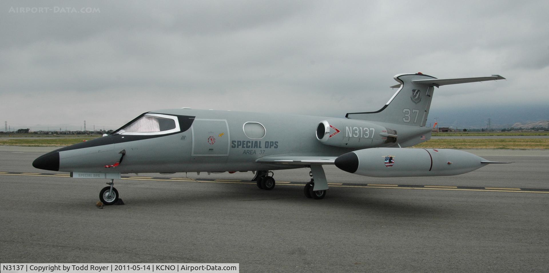 N3137, 1966 Learjet 24 C/N 123, Chino  Airshow 2011