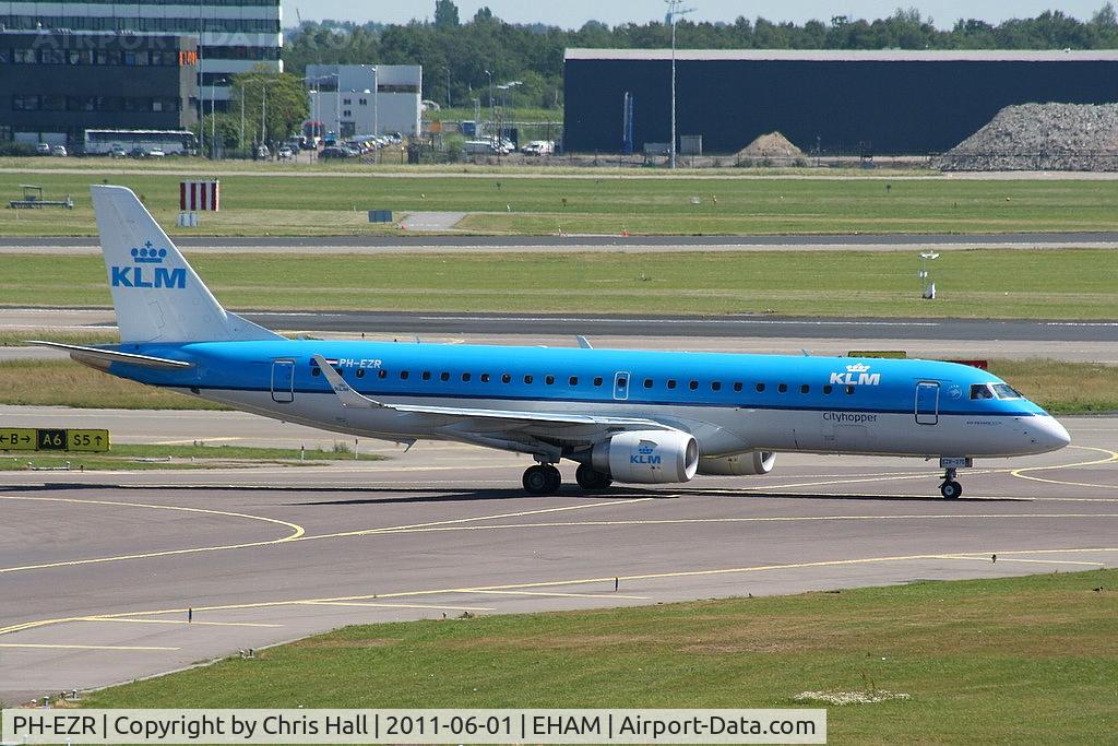 PH-EZR, 2010 Embraer 190LR (ERJ-190-100LR) C/N 19000375, KLM Cityhopper