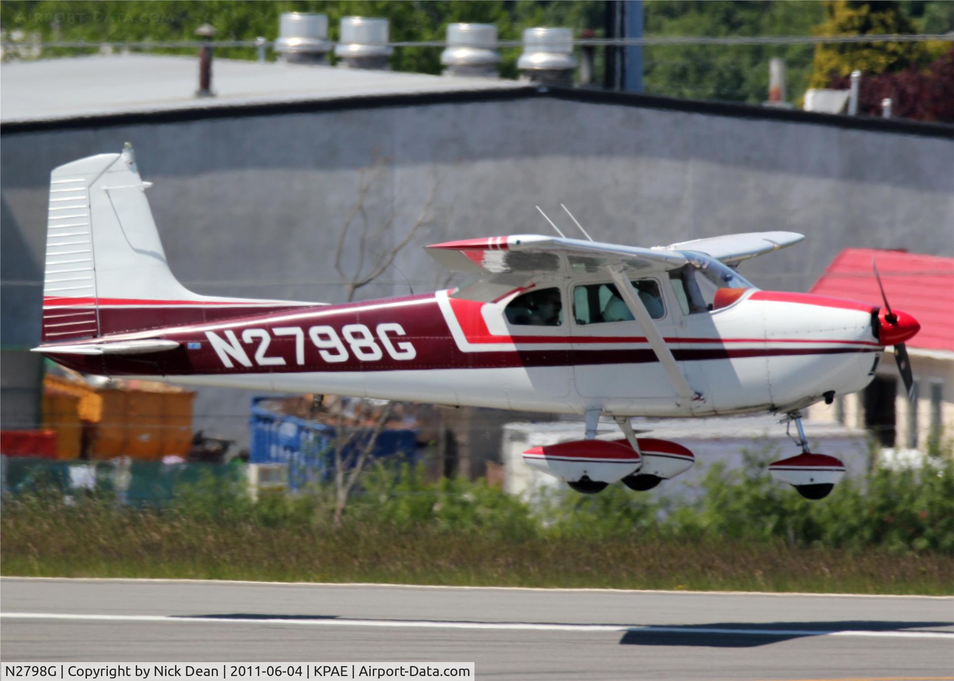 N2798G, 1959 Cessna 182B Skylane C/N 52098, KPAE/PAE