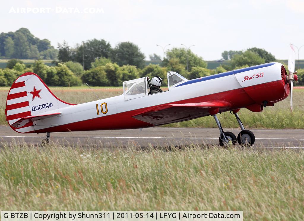 G-BTZB, 1980 Yakovlev Yak-50 C/N 801810, Landing rwy 26...