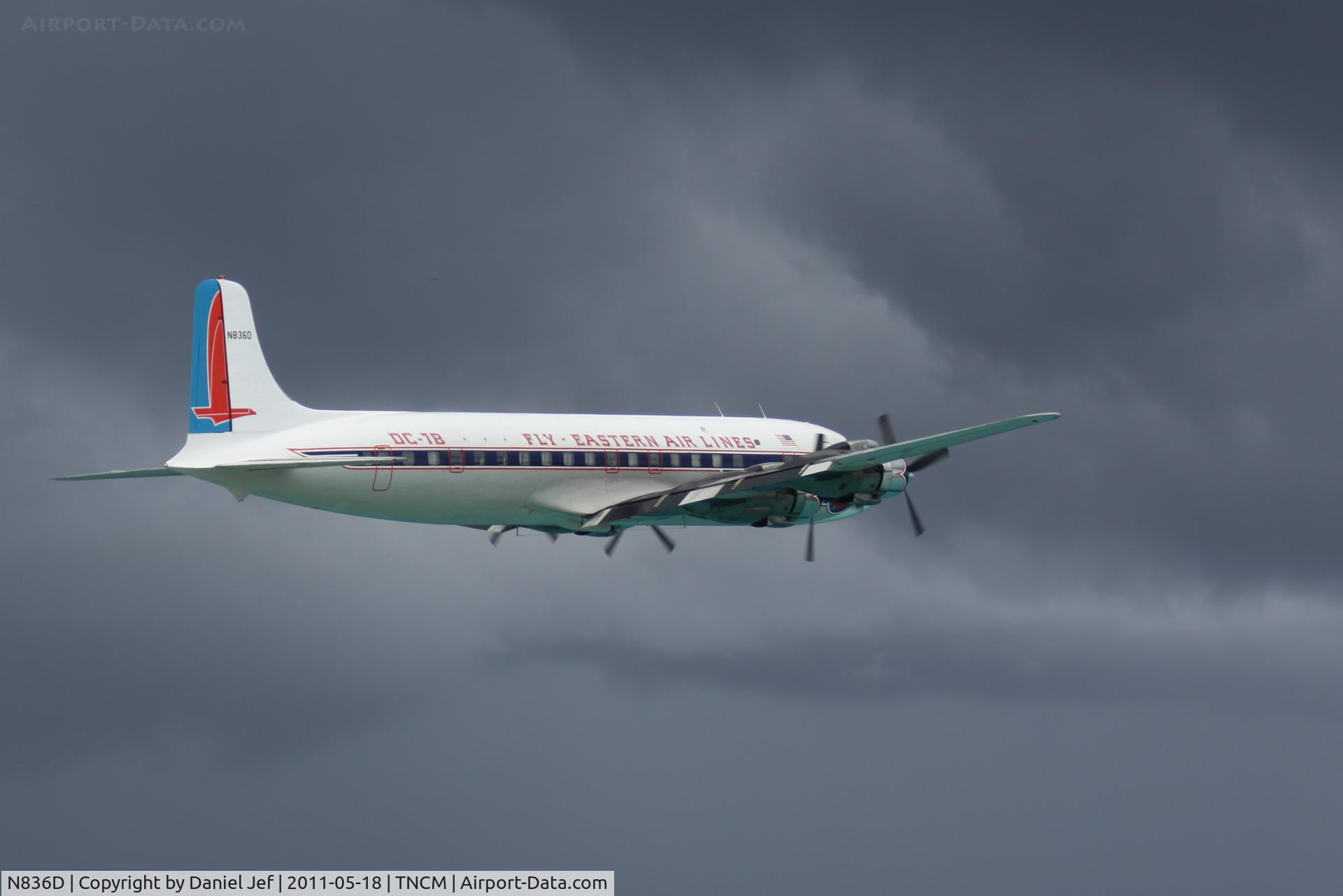 N836D, 1957 Douglas DC-7B C/N 45345, N836D heading out bound runway 28 TNCM