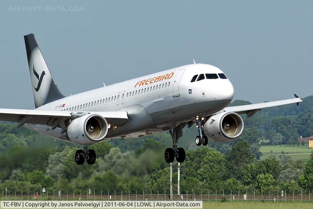 TC-FBV, 2011 Airbus A320-214 C/N 4658, Free Bird Airlines Airbus A320-214 on final approach to RWY 08 in LOWL/LNZ