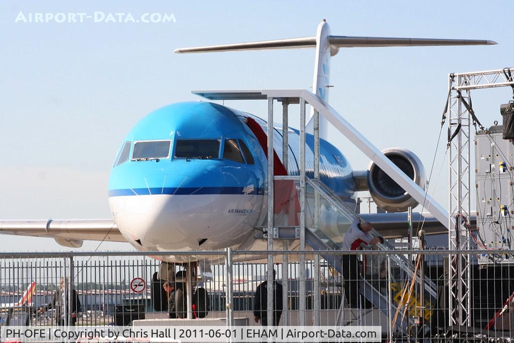 PH-OFE, 1989 Fokker 100 (F-28-0100) C/N 11260, preserved on the Panorama terrace at Schiphol