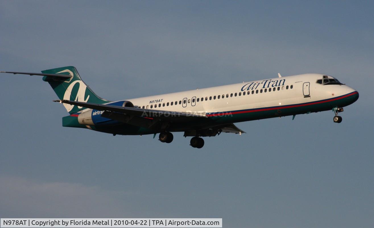 N978AT, 2002 Boeing 717-200 C/N 55037, Air Tran 717