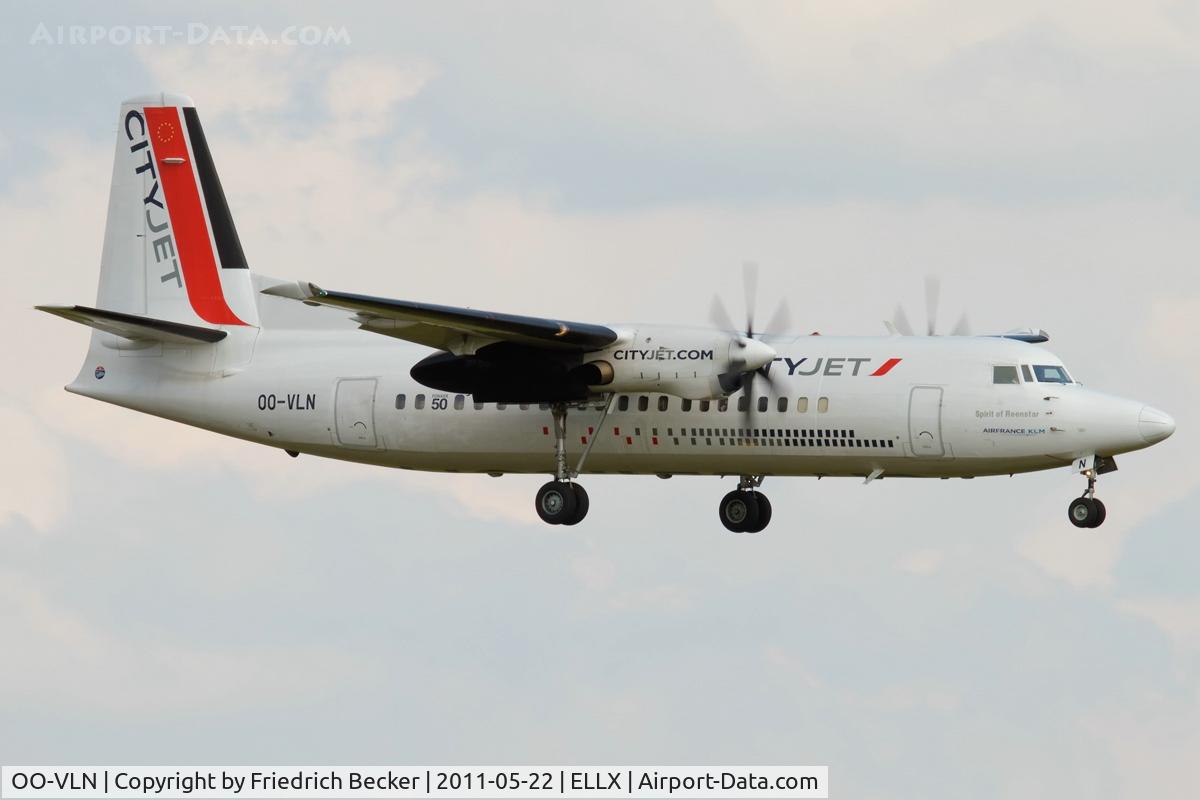 OO-VLN, 1989 Fokker 50 C/N 20145, on final RW24