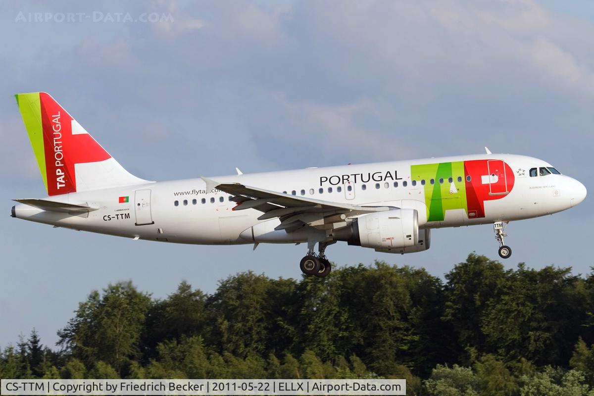CS-TTM, 1999 Airbus A319-111 C/N 1106, on final RW24