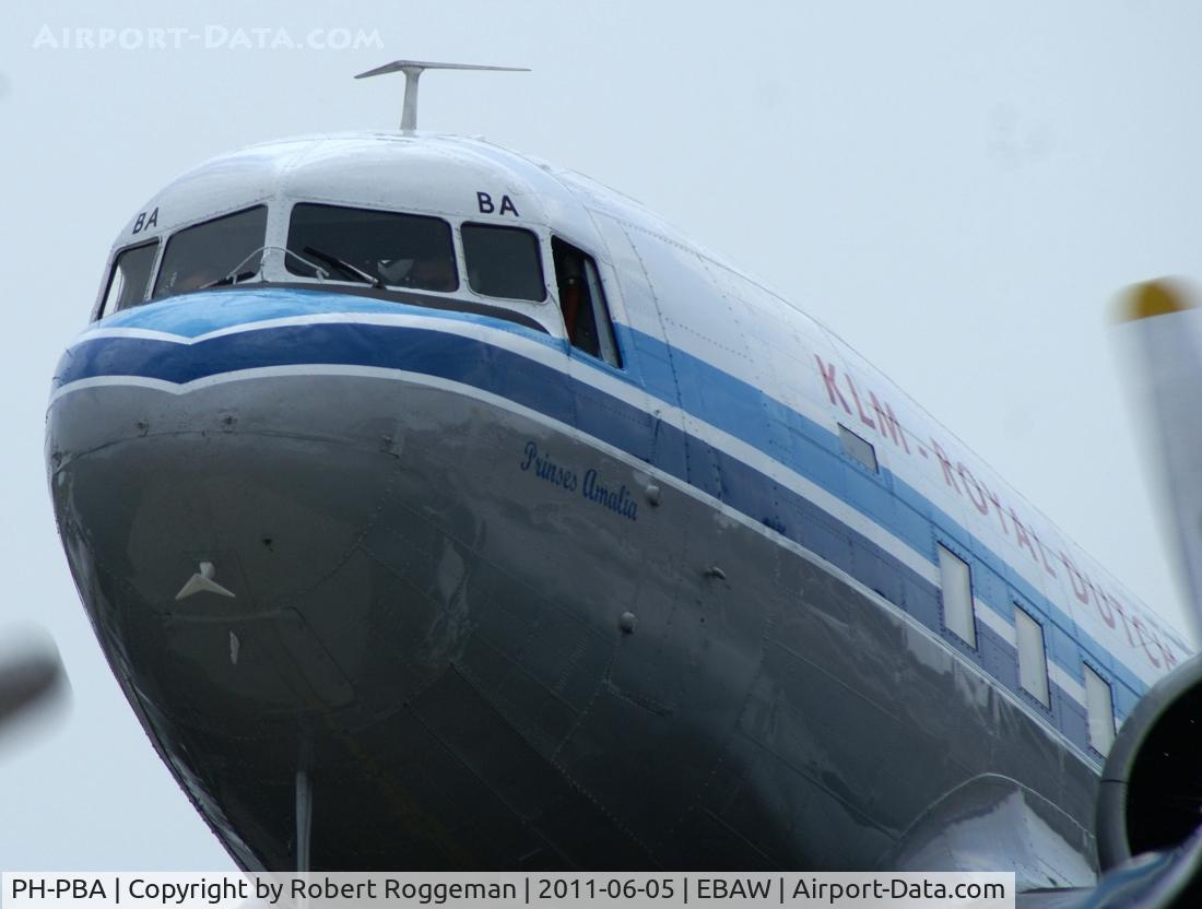PH-PBA, 1943 Douglas DC-3C-S1C3G (C-47A-75-DL) C/N 19434, Fly in.Aircraft named PRINSES AMALIA.
