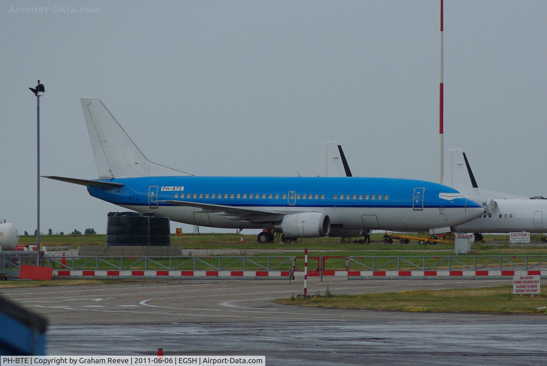 PH-BTE, 1993 Boeing 737-306 C/N 27421, Parked at Norwich.