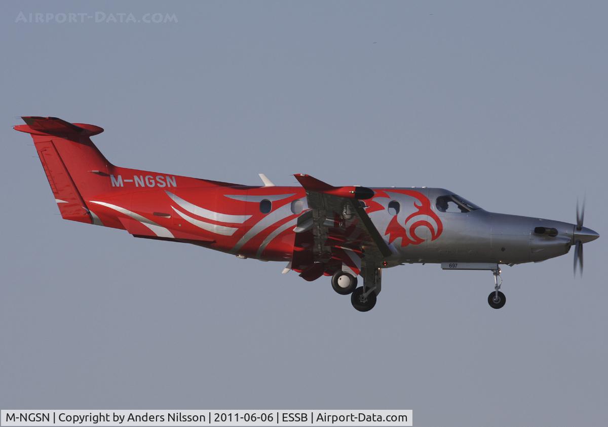 M-NGSN, 2006 Pilatus PC-12/47 C/N 0697, Landing runway 12 in the early evening.