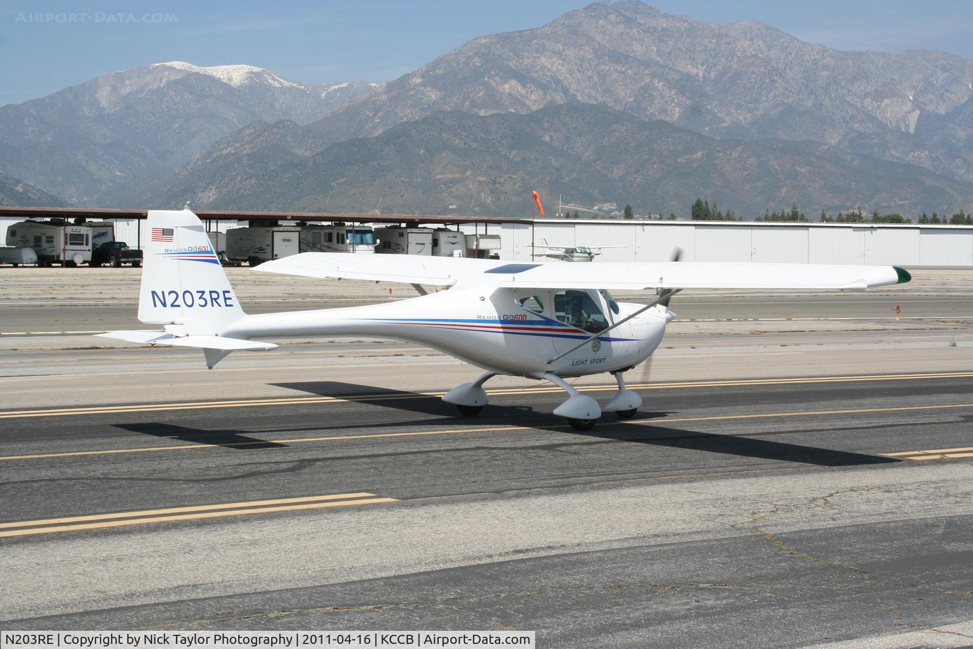 N203RE, 2007 Remos G-3/600 Mirage C/N 203, Taxiing for departure