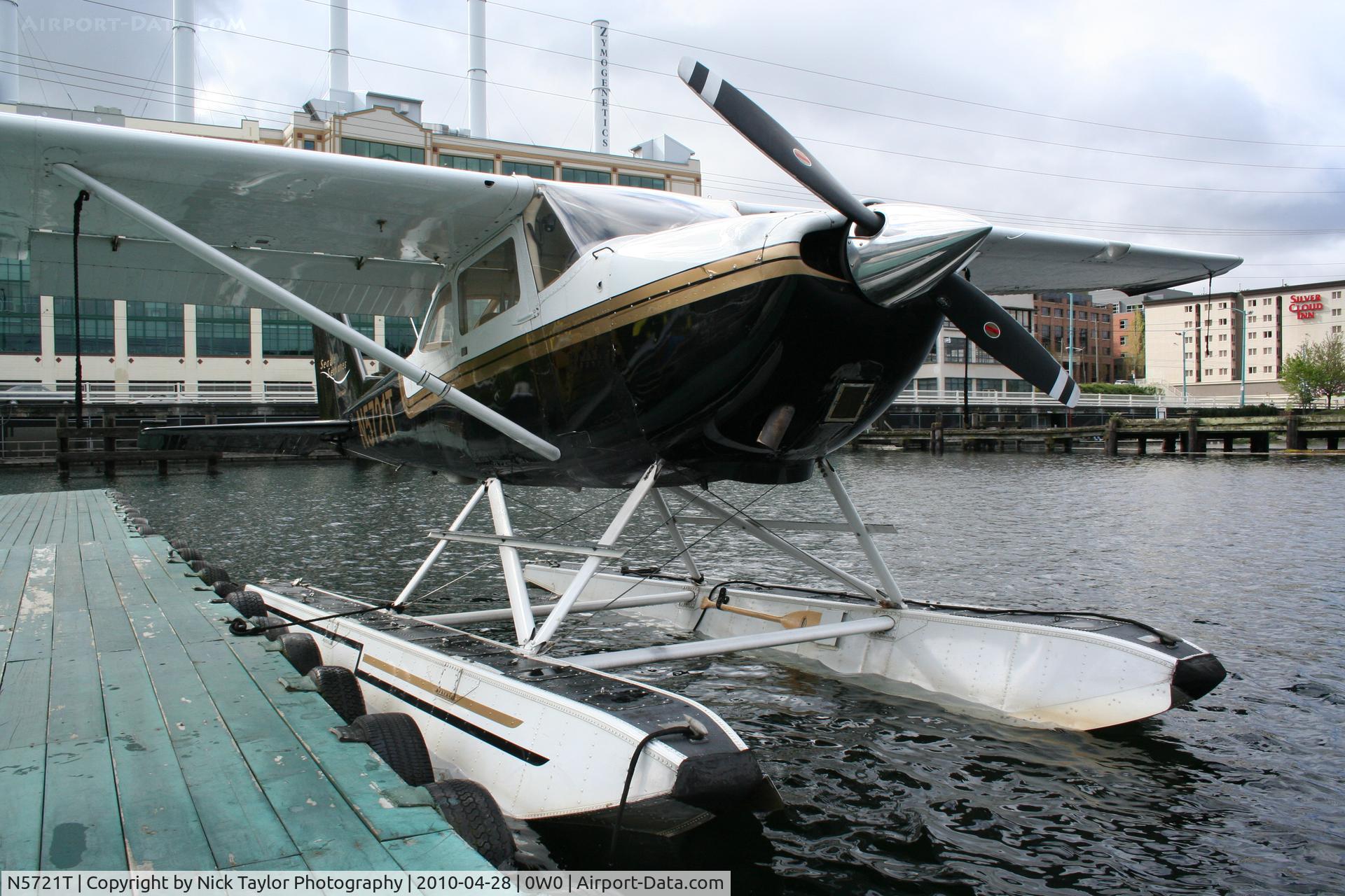 N5721T, 1964 Cessna 172E C/N 17251621, Seattle Seaplanes C172 which I got my add on rating in.