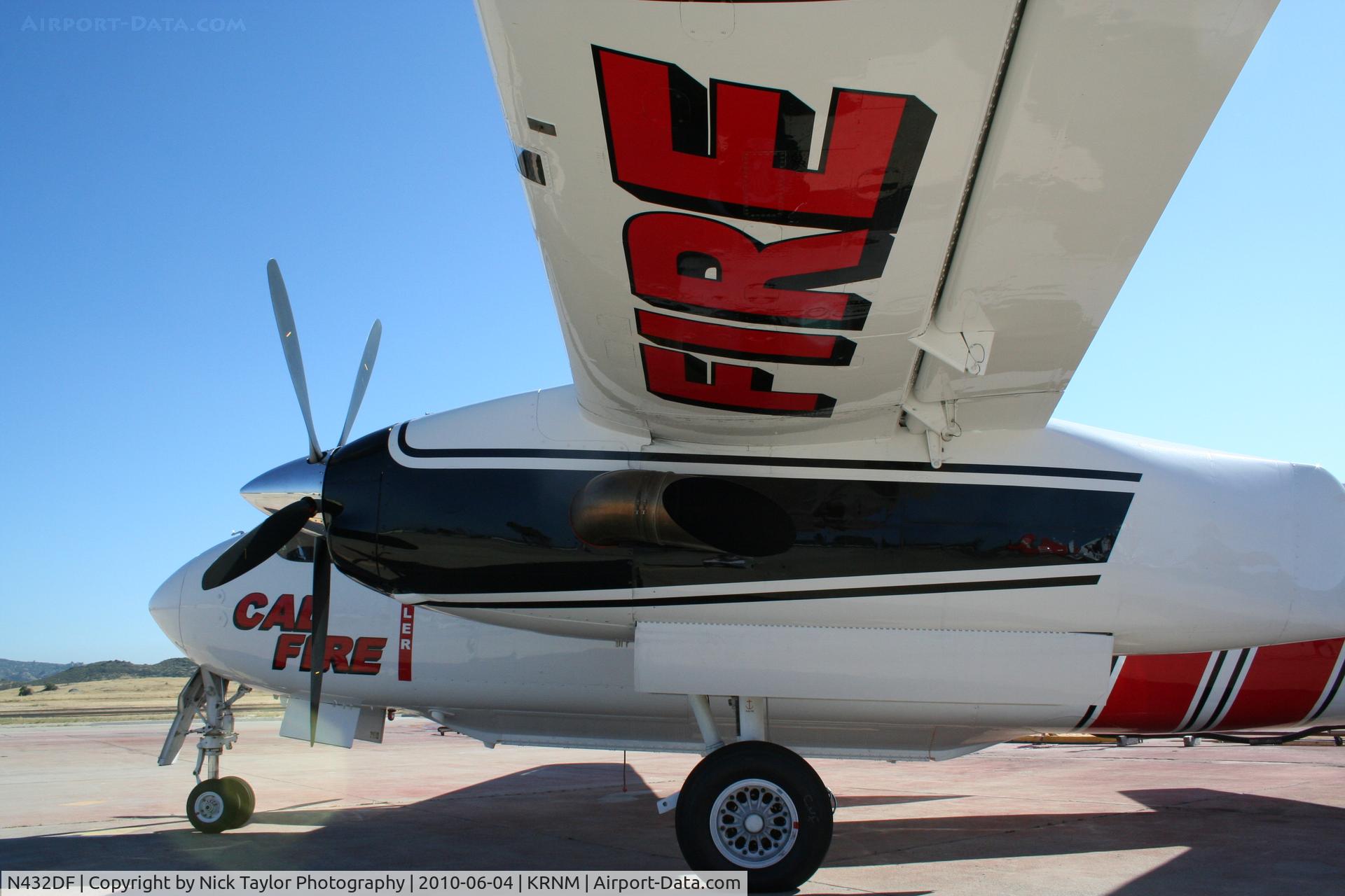 N432DF, Marsh Aviation S-2F3AT C/N 149268, Under wing shot of new colors