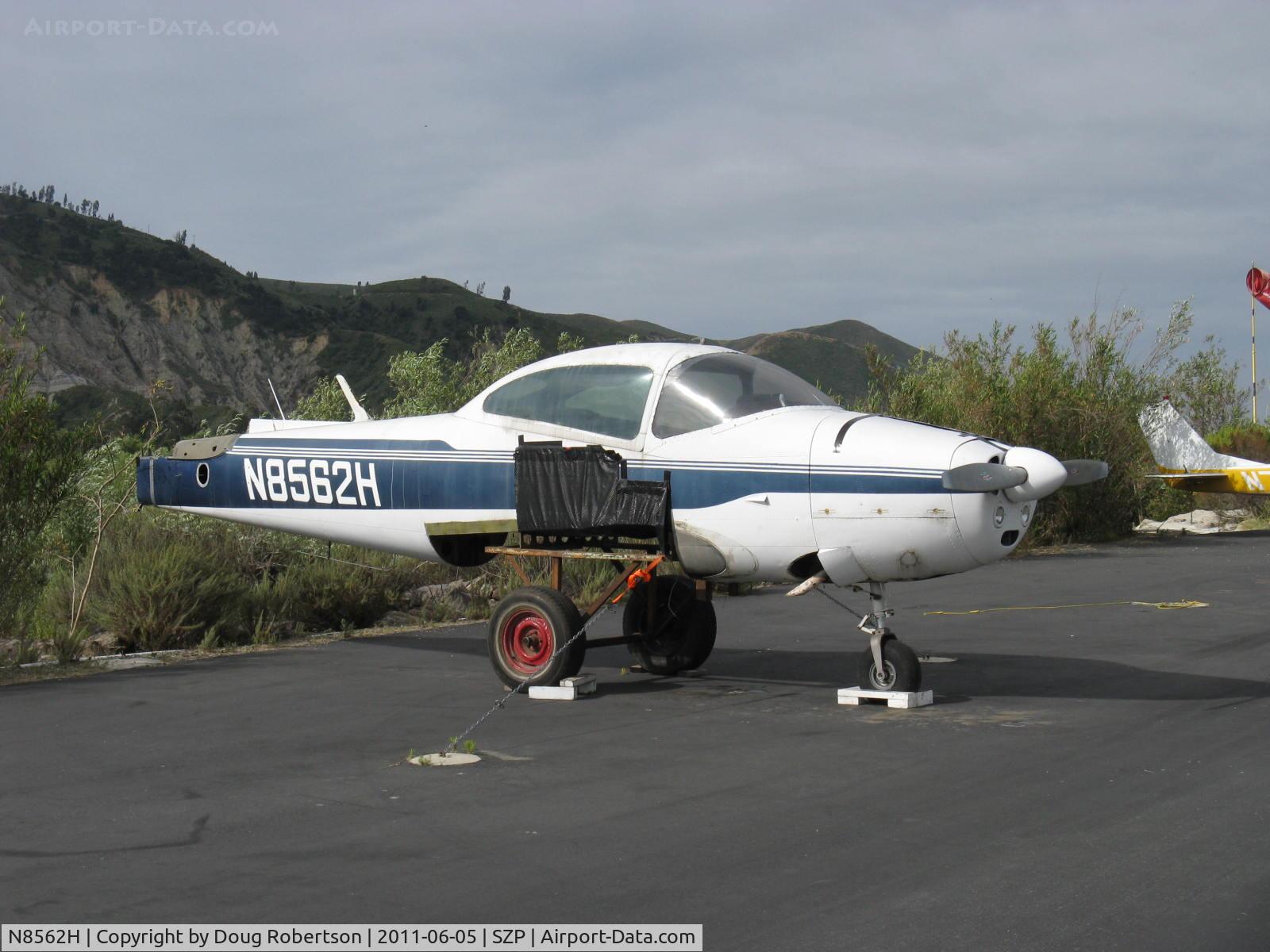 N8562H, 1947 North American Navion (NA-145) C/N NAV-4-614, 1947 North American Aviation NAVION, Continental E-185-9 205 Hp for takeoff, 185 Hp continuous. Won't fly today!
