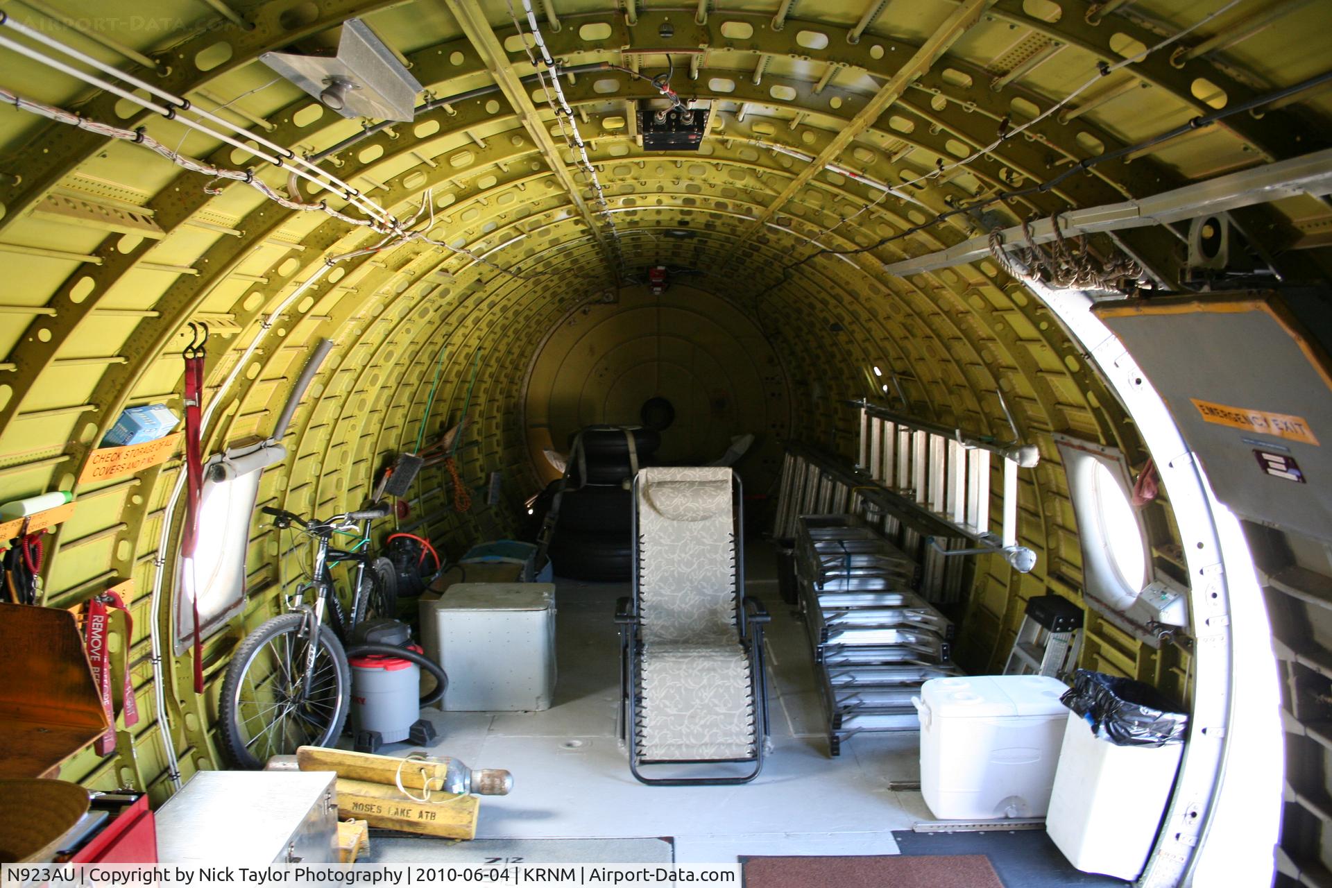 N923AU, 1964 Lockheed P-3A Orion C/N 185-5085, Looking aft