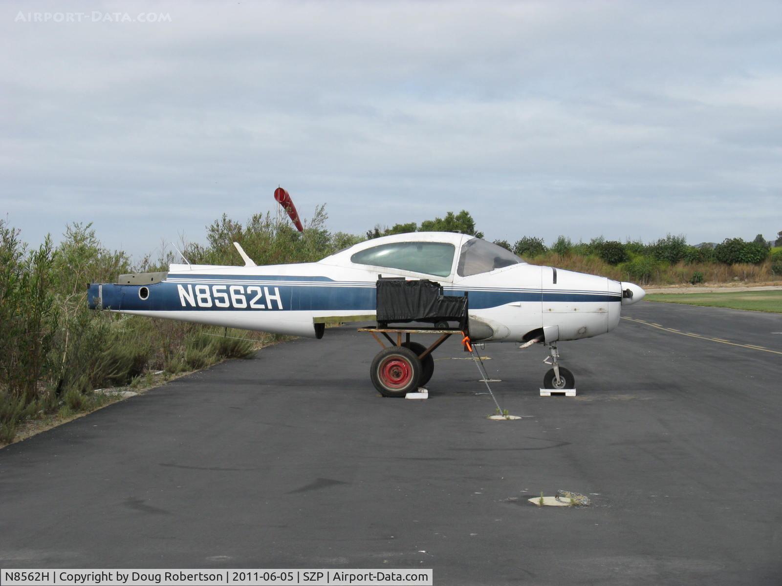 N8562H, 1947 North American Navion (NA-145) C/N NAV-4-614, 1947 North American NAVION, Continental E-185-9 205 Hp for takeoff, 185 Hp continuous. Won't fly today!