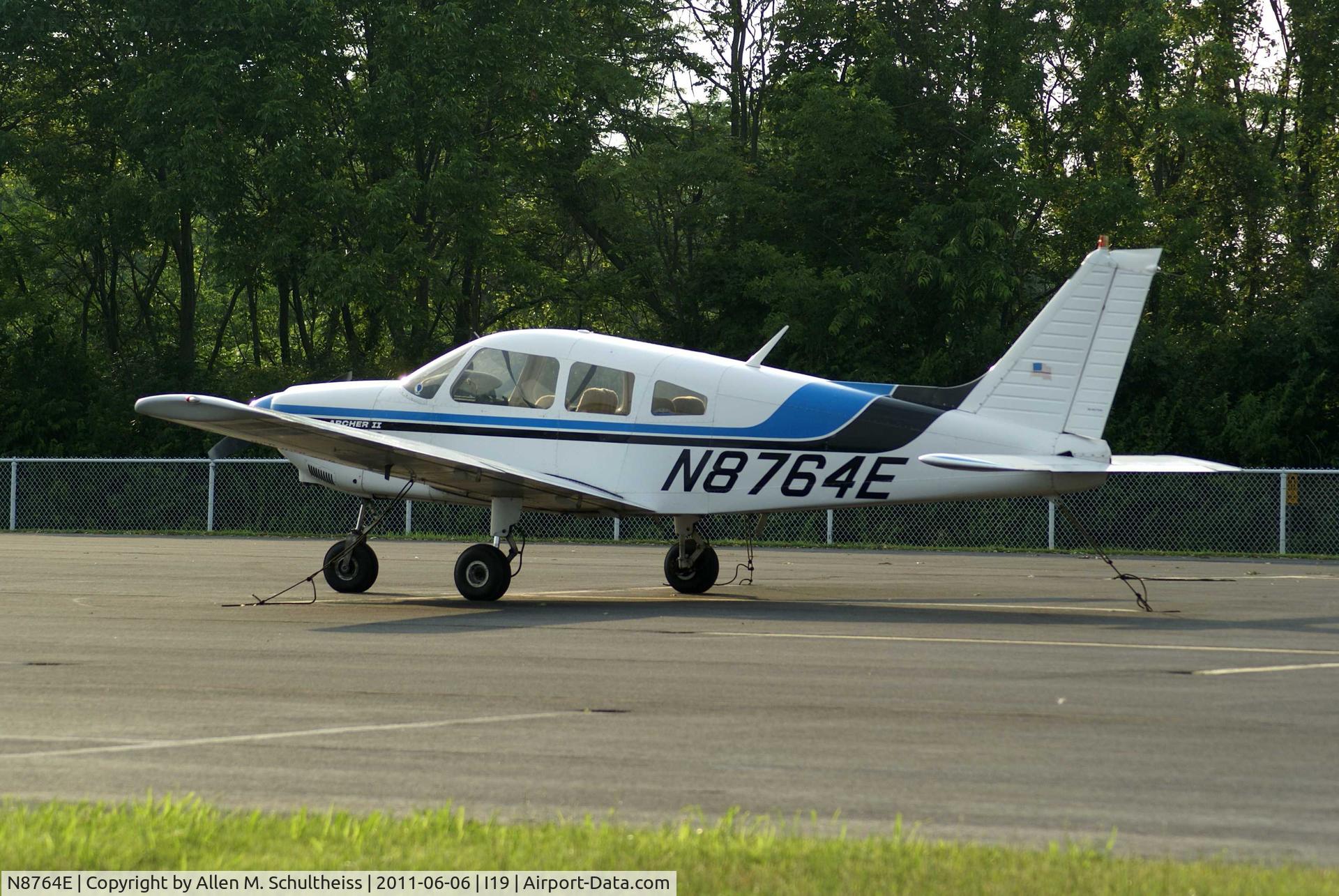 N8764E, 1976 Piper PA-28-181 C/N 28-7690202, 1976 Piper PA-28-181