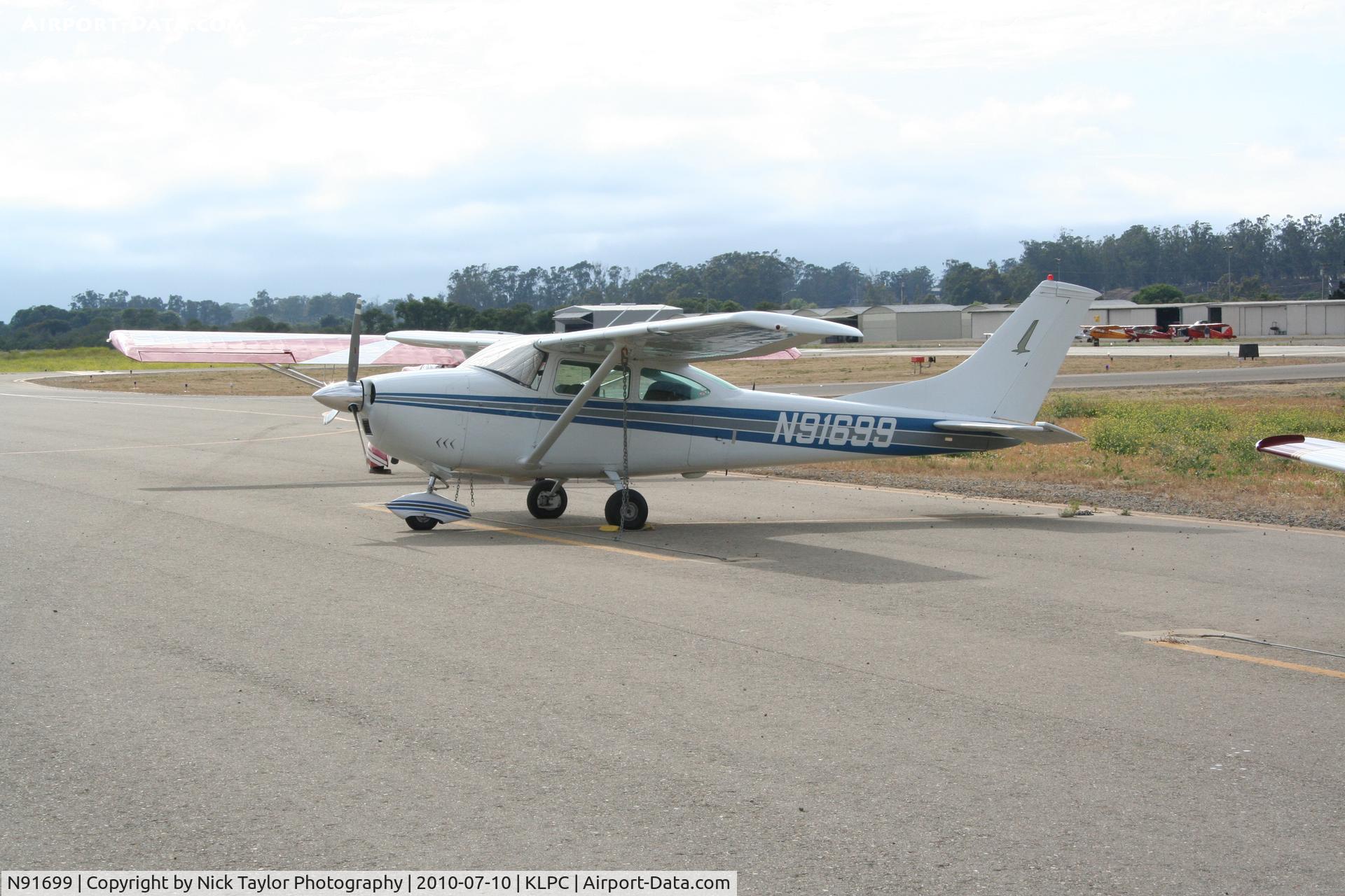 N91699, 1969 Cessna 182M Skylane C/N 18259875, Parked at the Lompoc Piper Cub Fly-in
