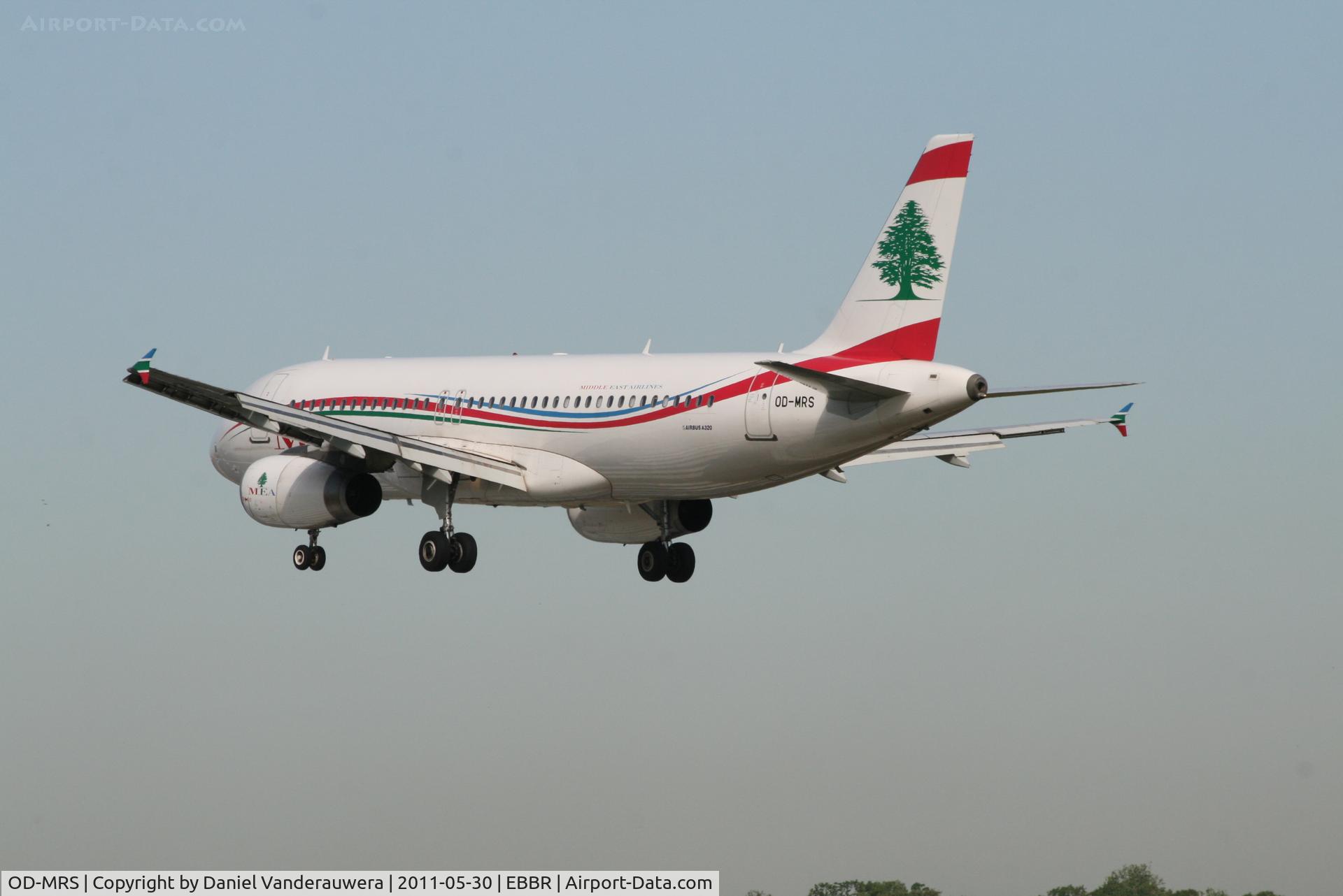 OD-MRS, 2009 Airbus A320-232 C/N 3804, Flight ME215 is descending to RWY 25L