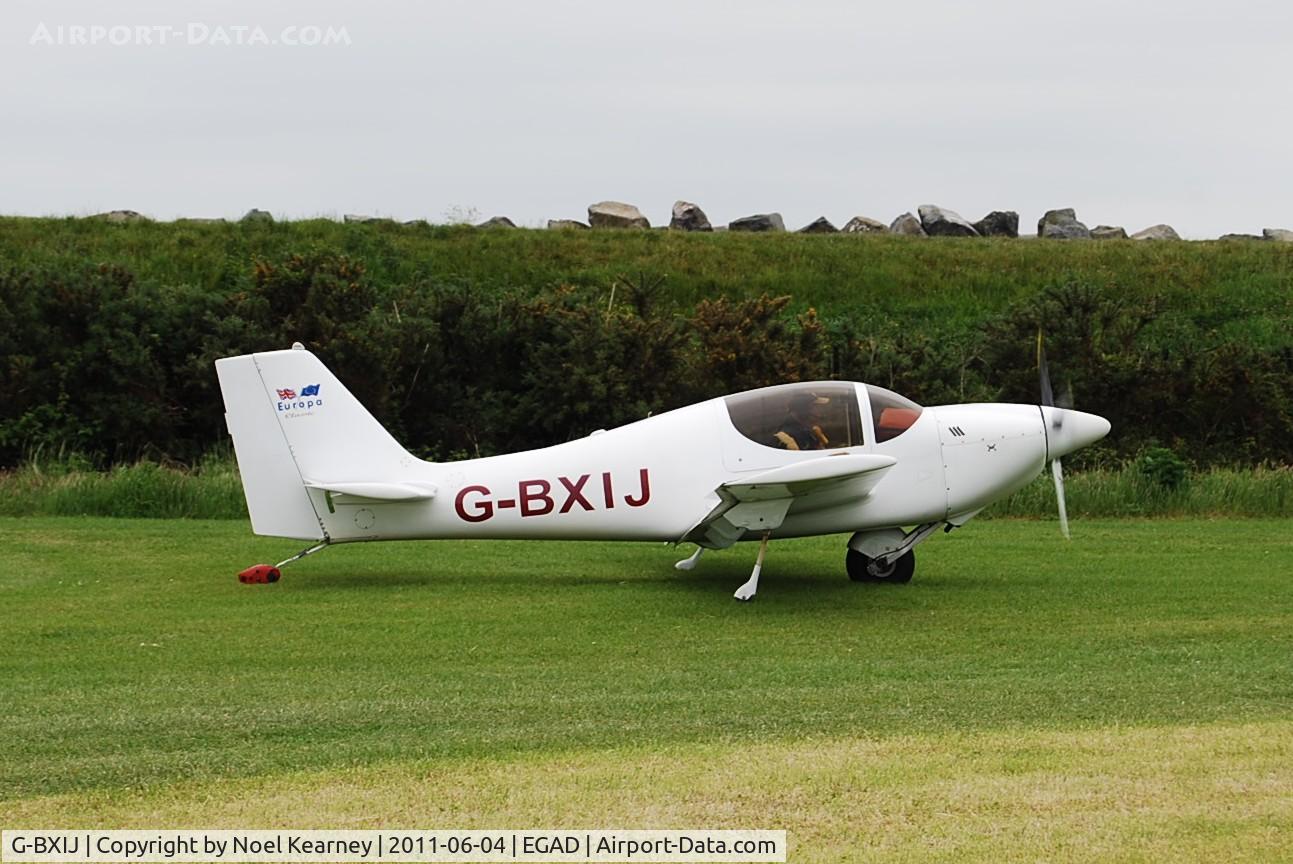 G-BXIJ, 1997 Europa Monowheel C/N PFA 247-12698, Taxi-ing to depart from the Newtownards Fly-in 04-06-2011.