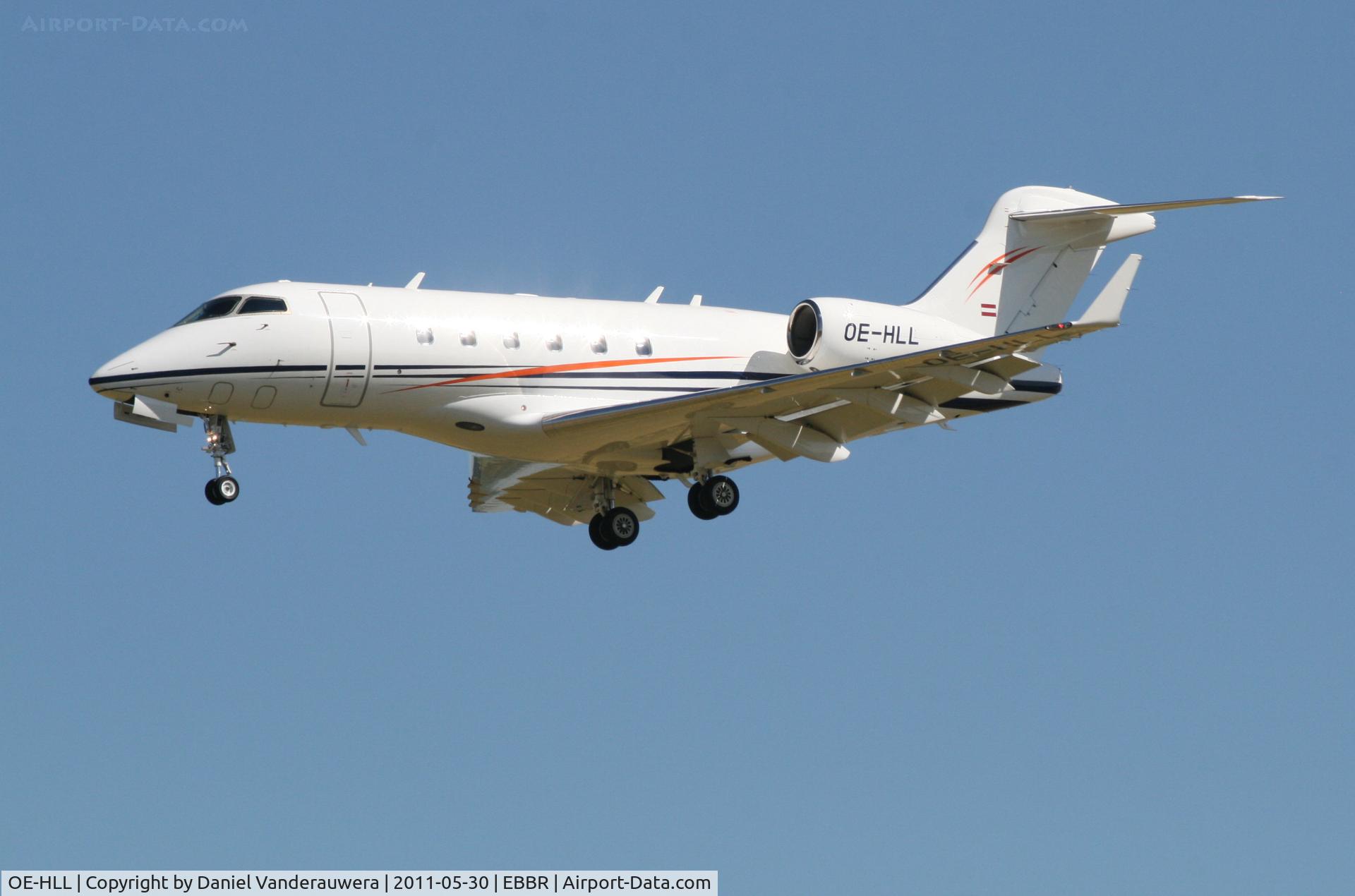 OE-HLL, 2011 Bombardier Challenger 300 (BD-100-1A10) C/N 20294, Arriving to RWY 25L