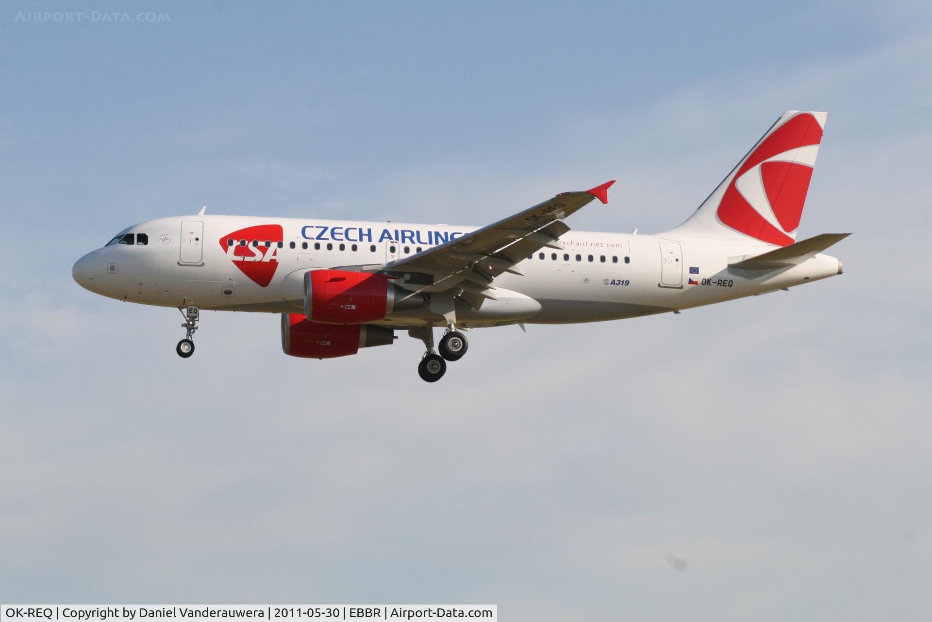 OK-REQ, 2011 Airbus A319-112 C/N 4713, Arrival of flight OK630 to RWY 25L