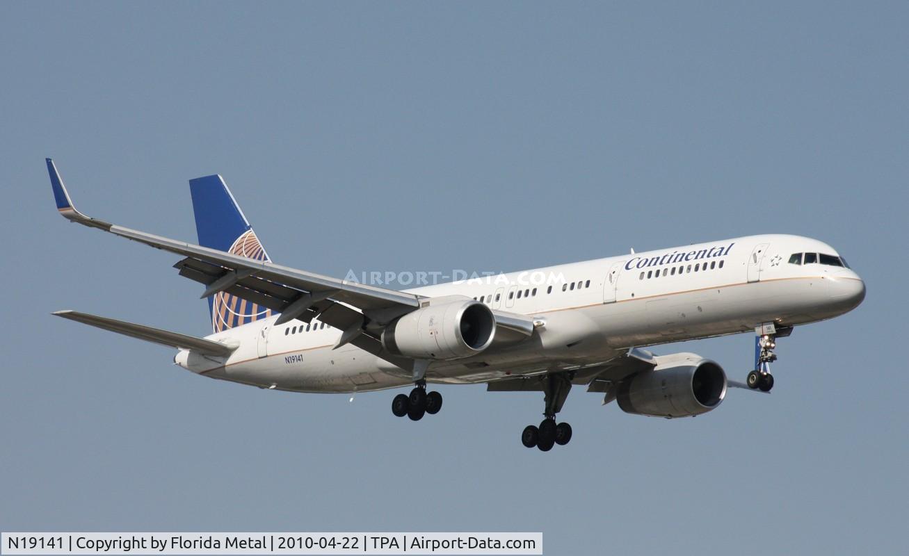N19141, 2000 Boeing 757-224 C/N 30354, Continental 757