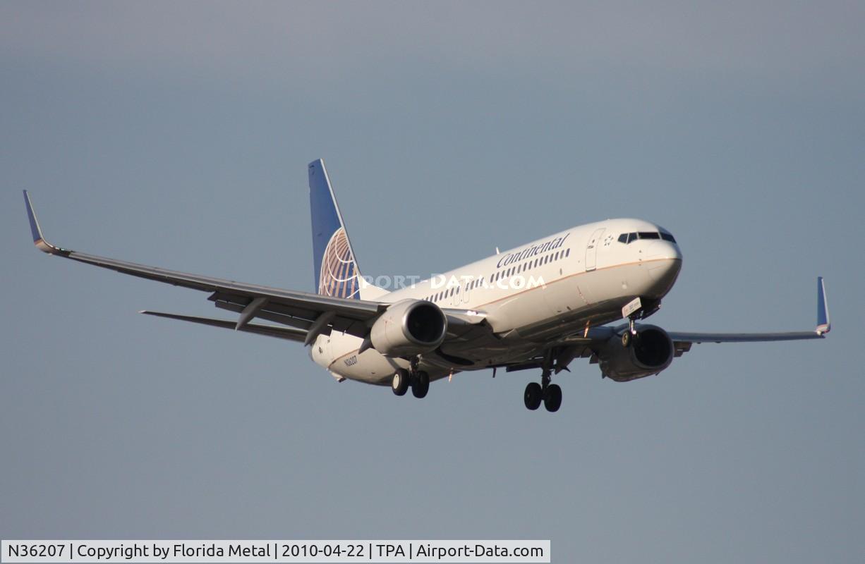 N36207, 2000 Boeing 737-824 C/N 30579, Continental 737