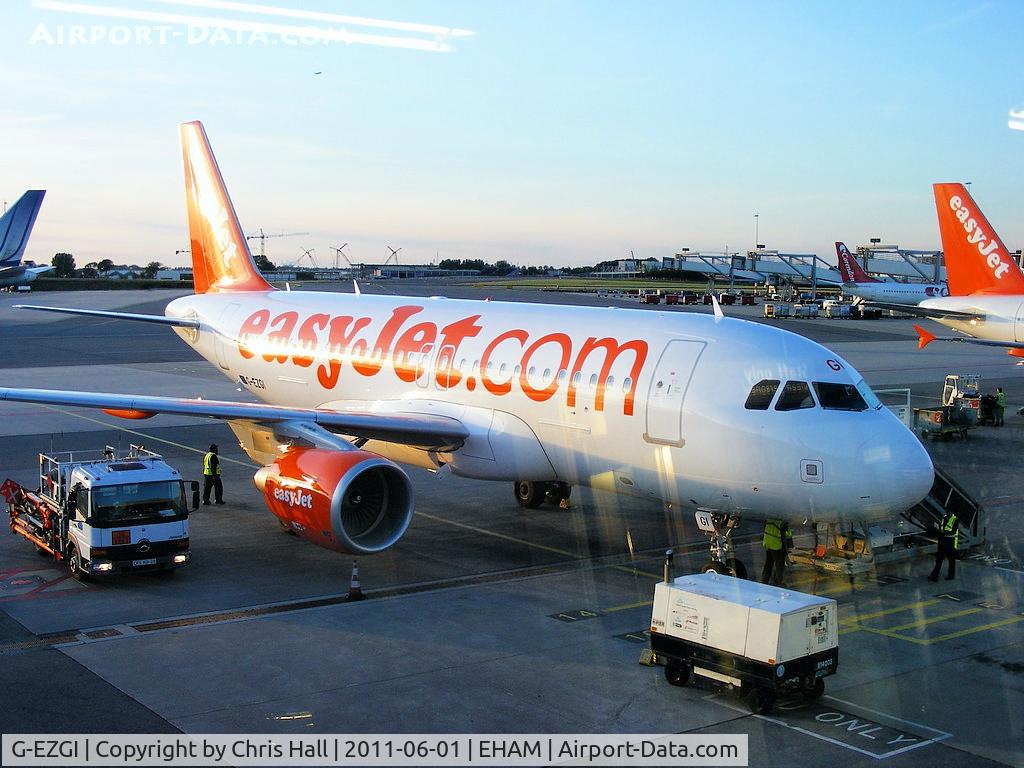 G-EZGI, 2011 Airbus A319-111 C/N 4693, easyJet