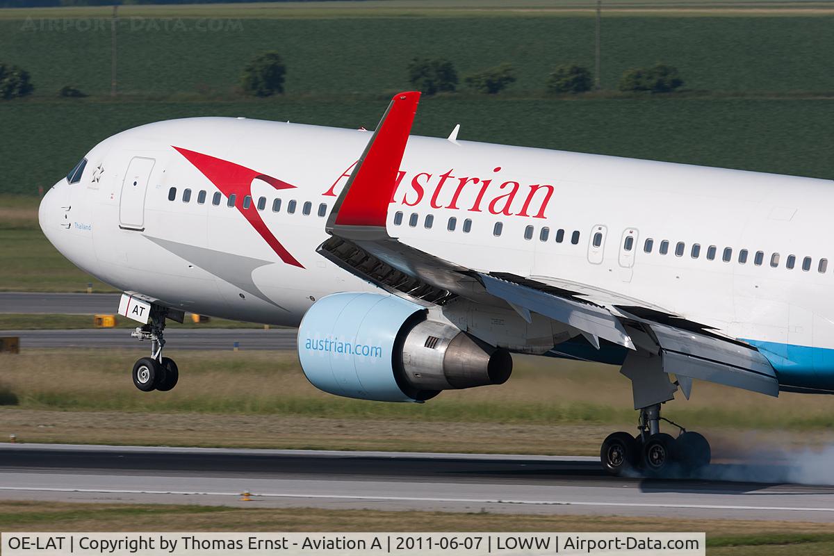 OE-LAT, 1991 Boeing 767-31A C/N 25273, Touchdown runway 16