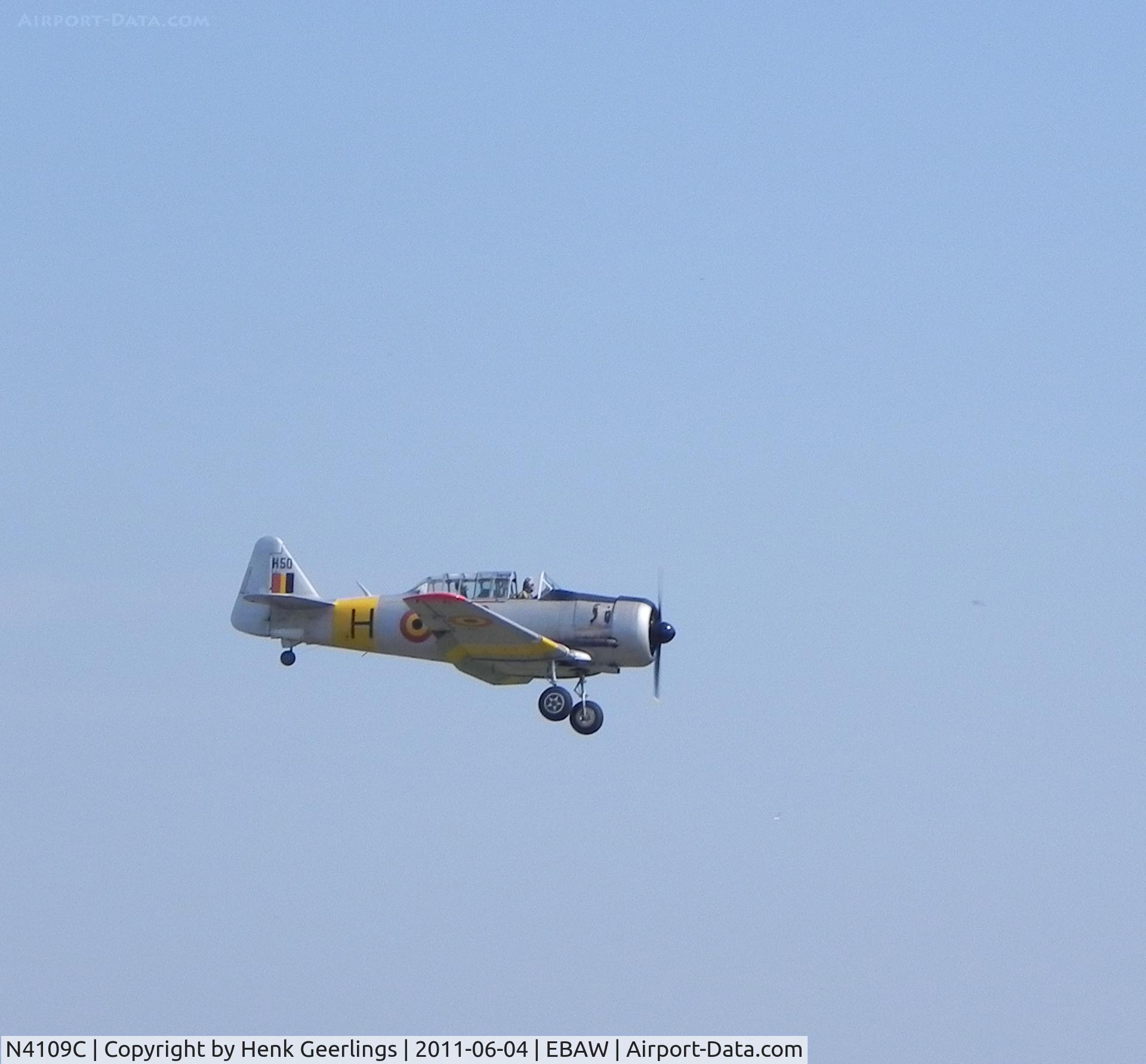N4109C, 1952 North American T-6G Texan C/N SA-078, Stampe Fly In 2011