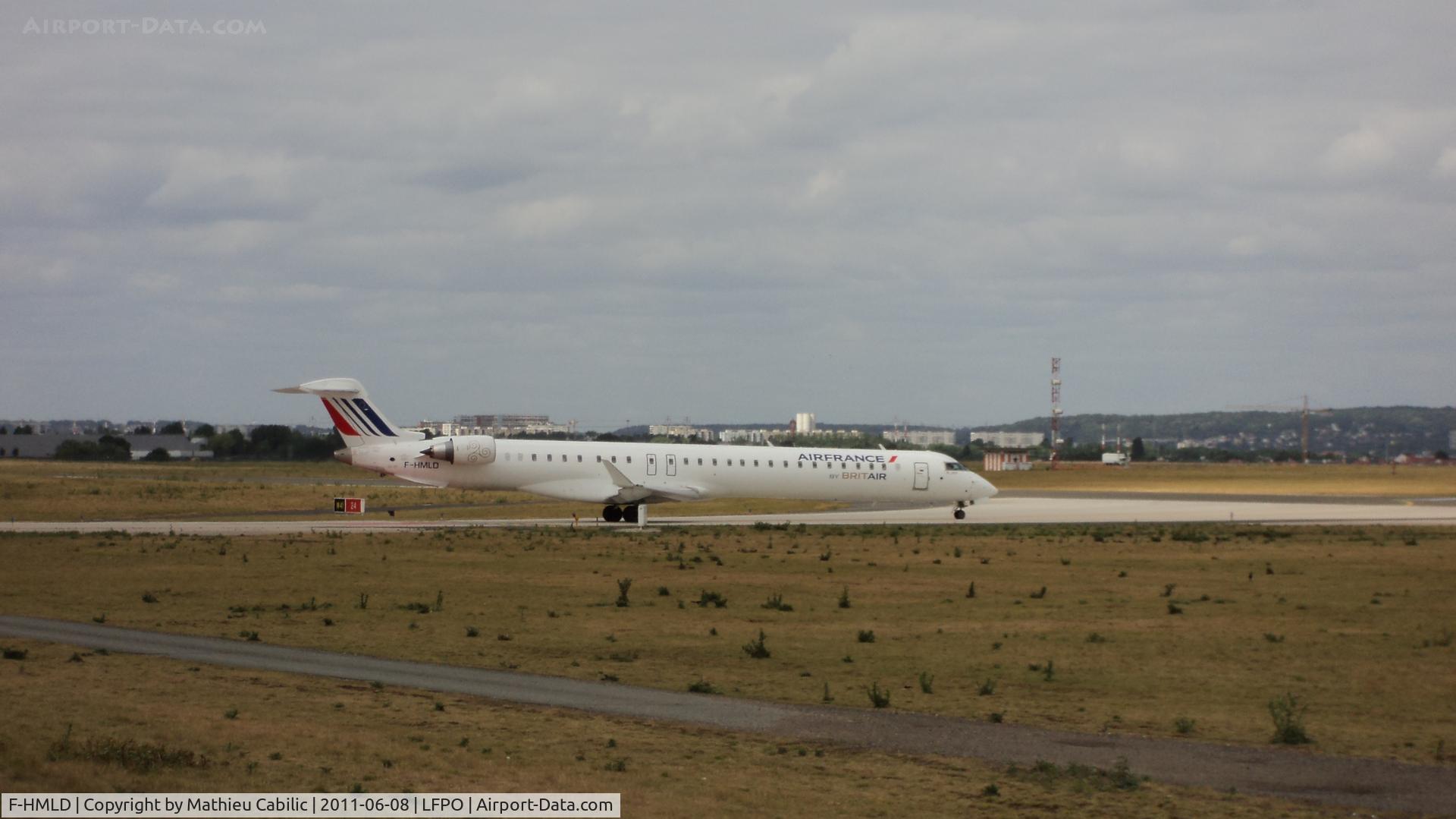 F-HMLD, 2010 Bombardier CRJ-1000EL NG (CL-600-2E25) C/N 19007, Bombardier CRJ-1000