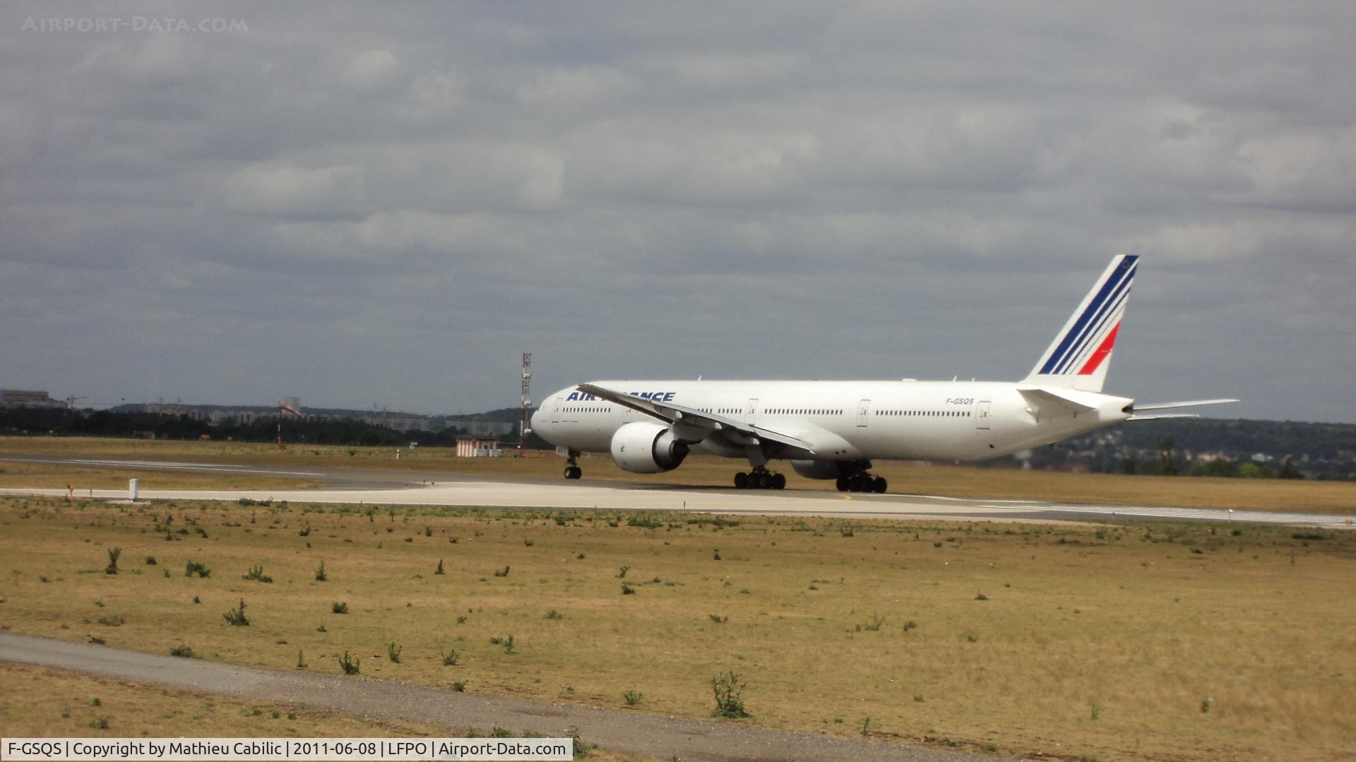 F-GSQS, 2007 Boeing 777-328/ER C/N 32962, boeing 777-328 (ER) take-off runway 24
