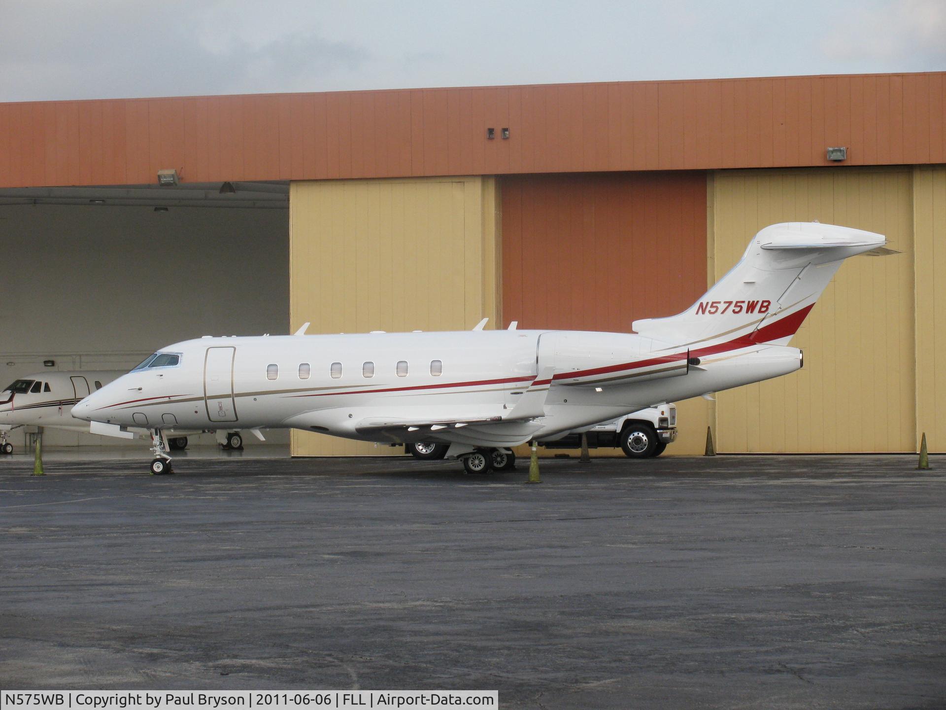 N575WB, 2005 Bombardier Challenger 300 (BD-100-1A10) C/N 20075, Seen at FLL 6/6/2011