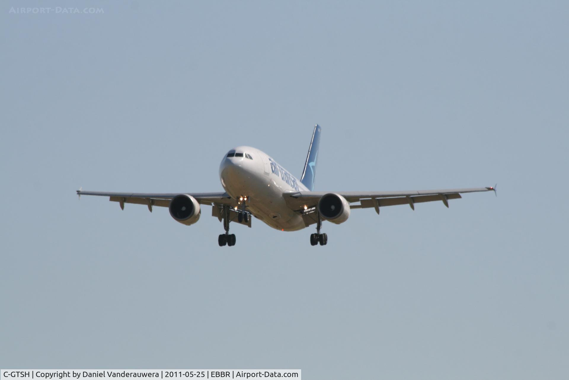 C-GTSH, 1991 Airbus A310-308 C/N 599, Arrival of flight TS152 to RWY 25L