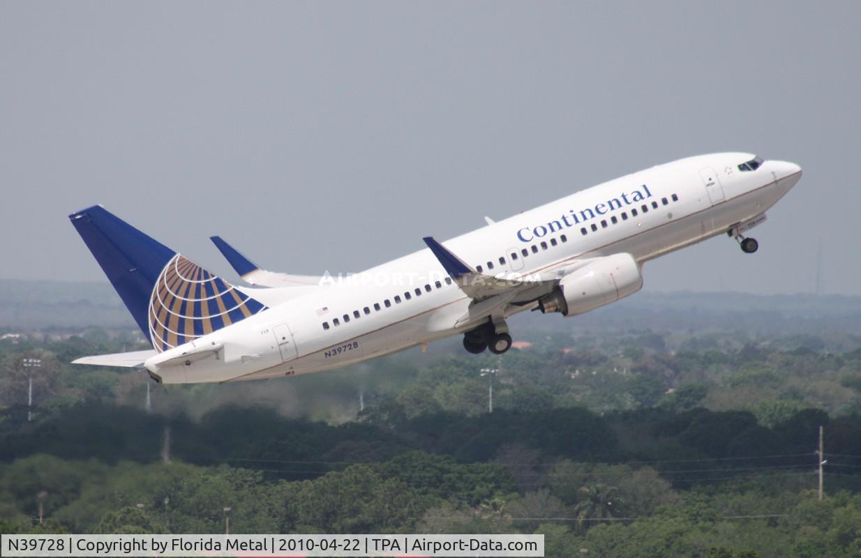 N39728, 1999 Boeing 737-724 C/N 28944, Continental 737