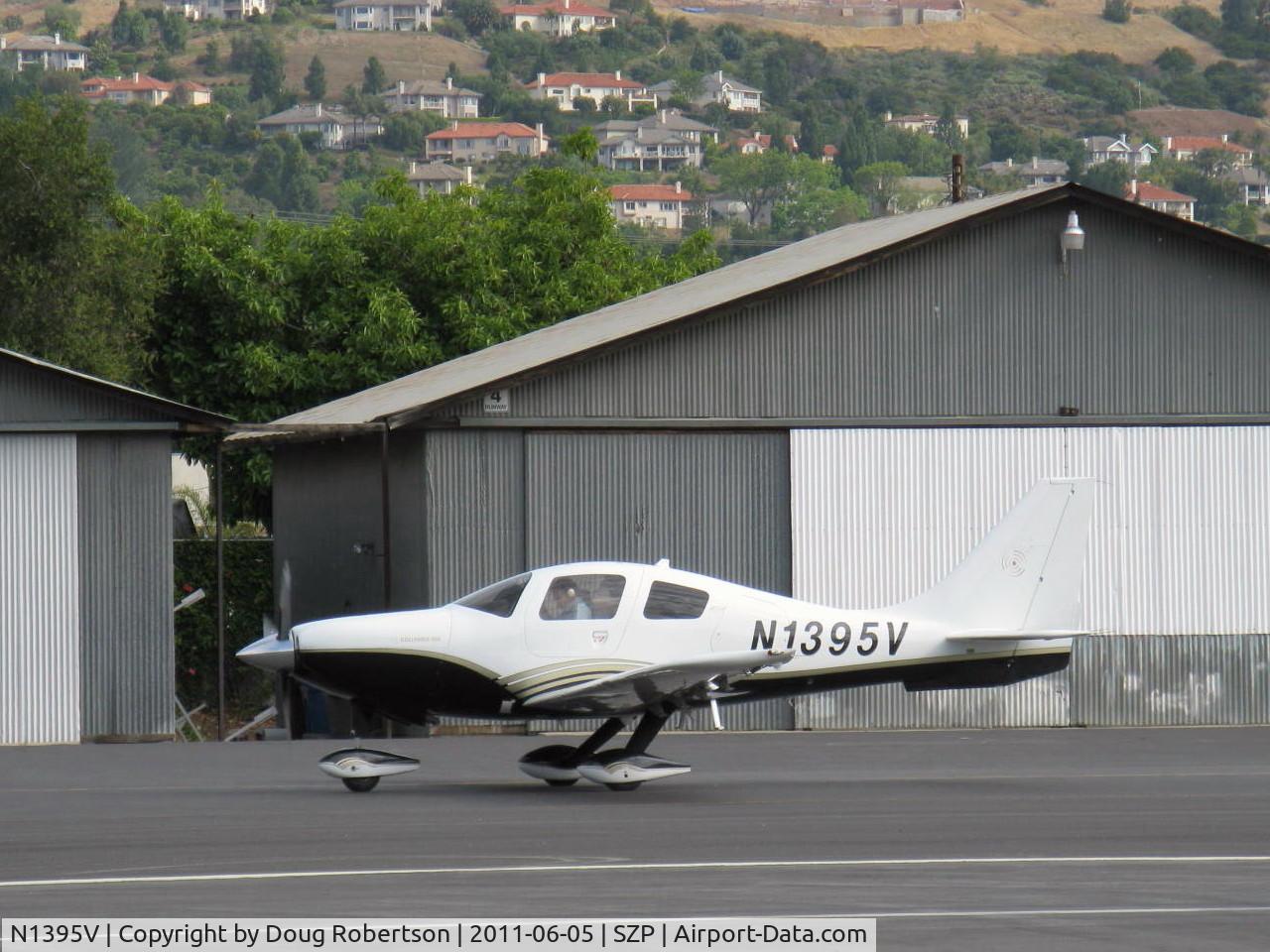 N1395V, 2006 Columbia Aircraft Mfg LC41-550FG C/N 41667, 2006 Columbia Aircraft LC41-550FG COLUMBIA 400, Continental TSIO-550-C 310 Hp Turbo-supercharged and FADEC, taxi