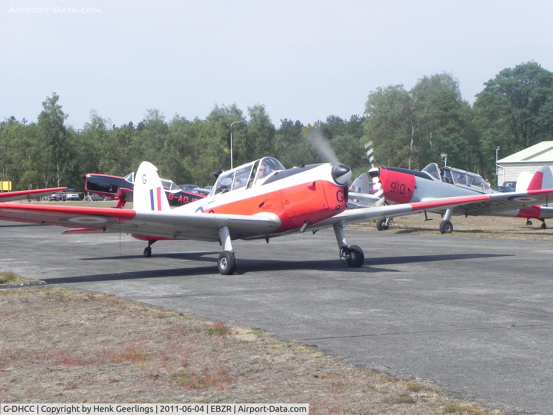 G-DHCC, 1951 De Havilland DHC-1 Chipmunk T.10 C/N C1/0393, Chipmeet 2011