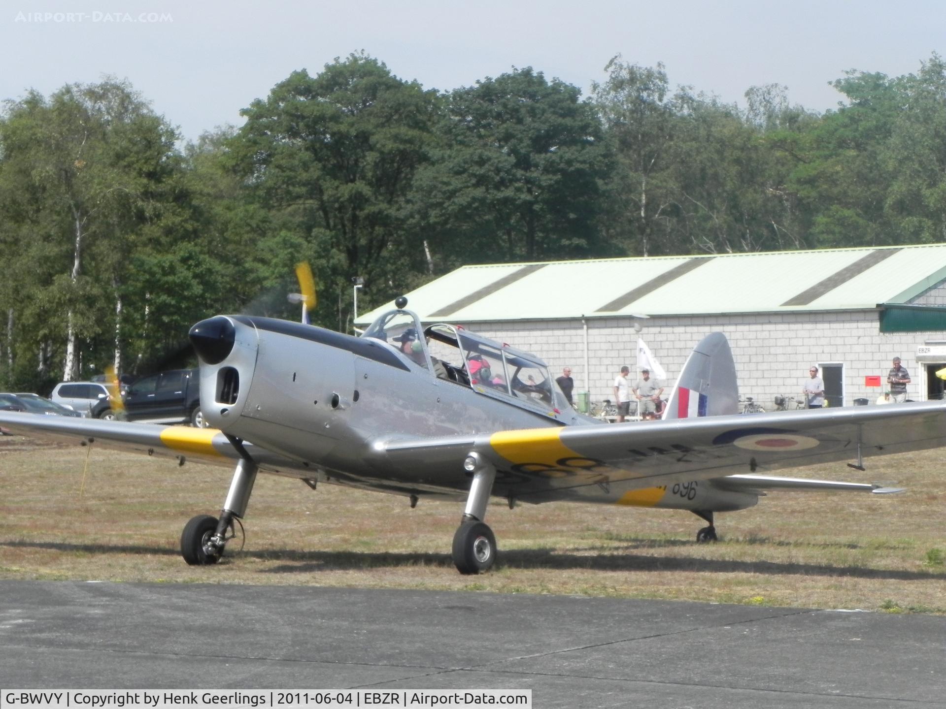 G-BWVY, 1952 De Havilland DHC-1 Chipmunk T.10 C/N C1/0766, Chipmeet 2011