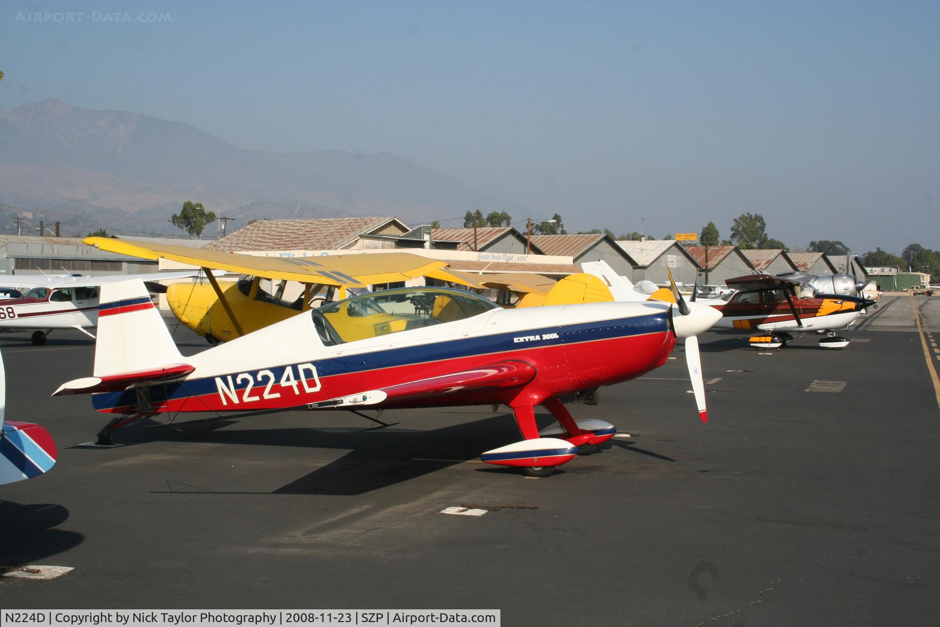 N224D, 1996 Extra EA-300/L C/N 028, Extra 300