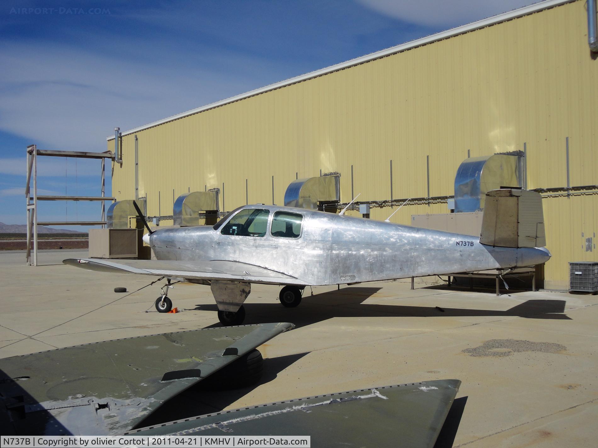 N737B, 1948 Beech A35 Bonanza C/N D-1743, Mojave airport ; still flying ?
