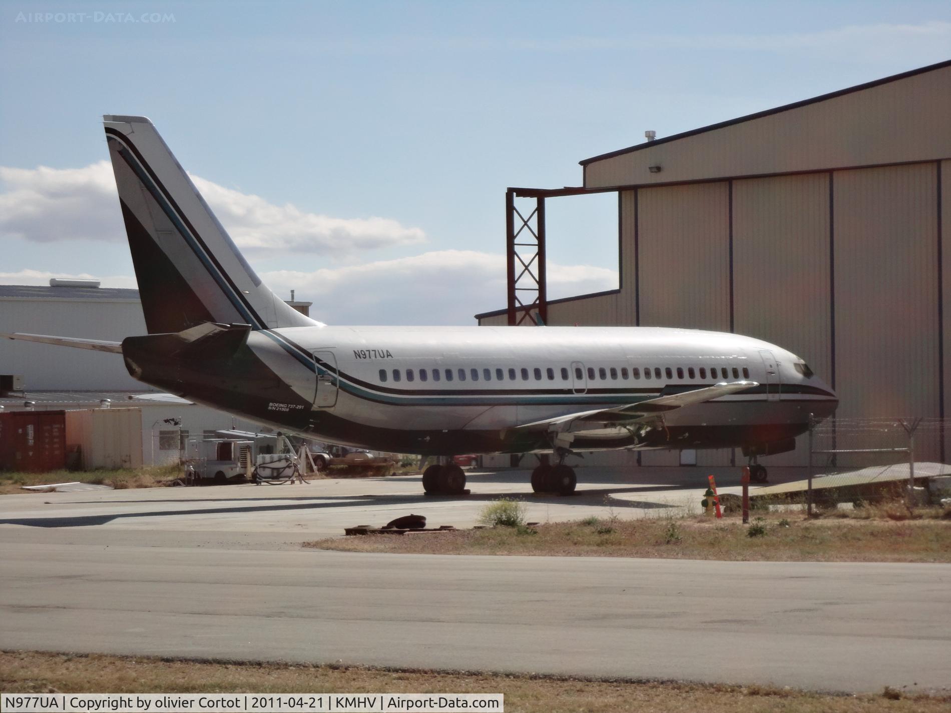 N977UA, 1978 Boeing 737-291 C/N 21508, Seen at Mohave airport