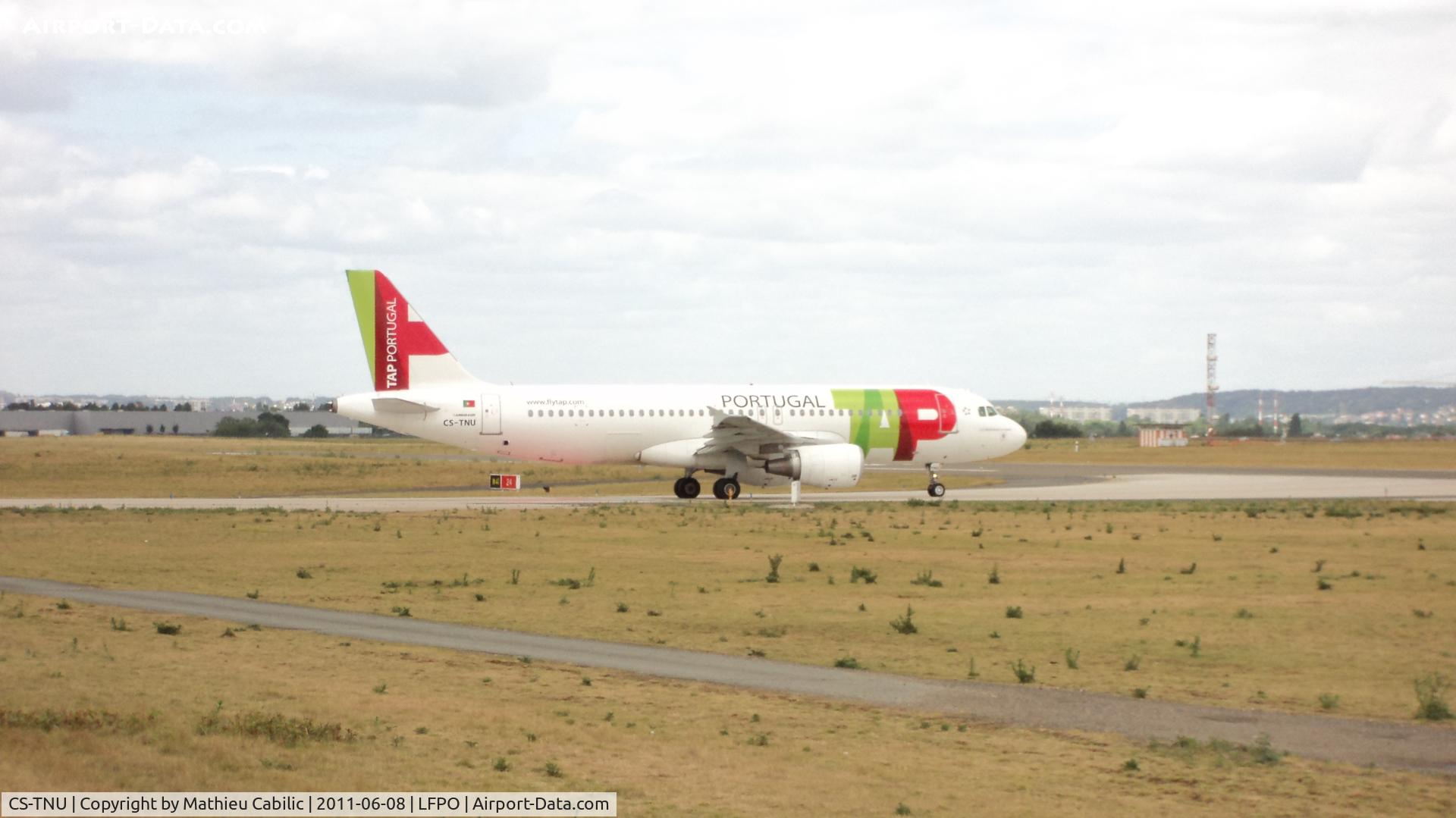 CS-TNU, 2009 Airbus A320-214 C/N 4106, Airbus A320-214